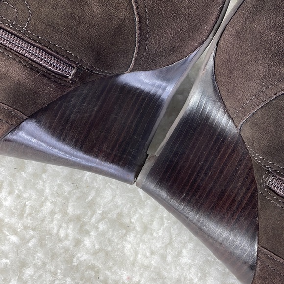 TORY BURCH ANKLE BOOTS - Picture 10 of 13